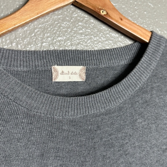 Altar'd State Ruffle Sleeve Sweater Size Small - Picture 2 of 5